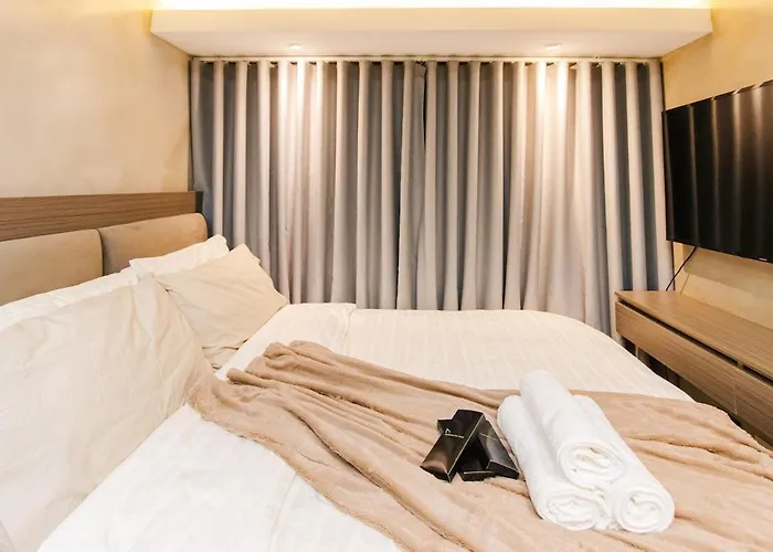 Cityscapethe39th At Eastwood Global Plaza - Luxury Residences Apartment Manila