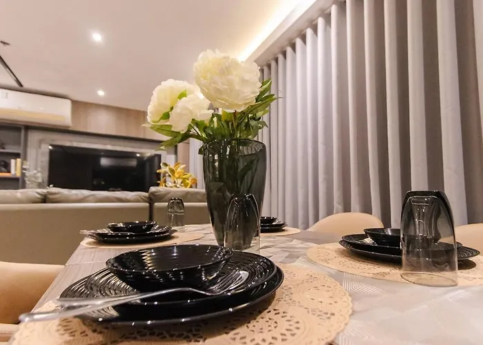 Cityscapethe39th At Eastwood Global Plaza - Luxury Residences Manila